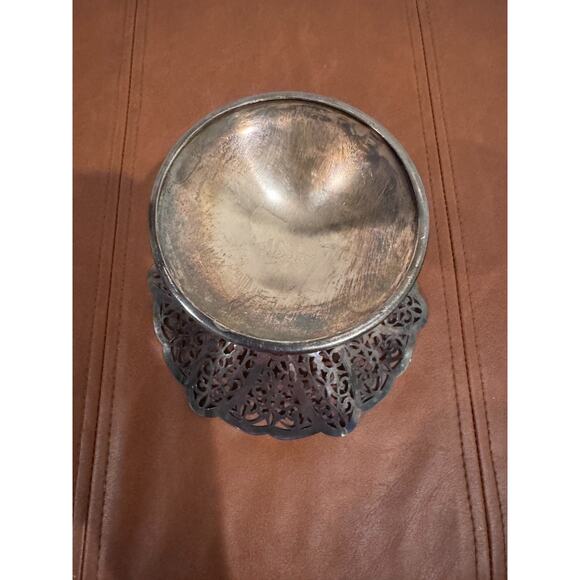 Vintage International Silver Co Lovelace Pedestal silver Plate Candy Dish 3013 - Picture 3 of 4